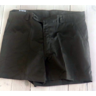 Short vert armé taille 88 de fabrication Paul Boye 1994 neuf 