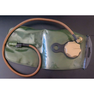 réserve de 3L pour musette Félin militaire 