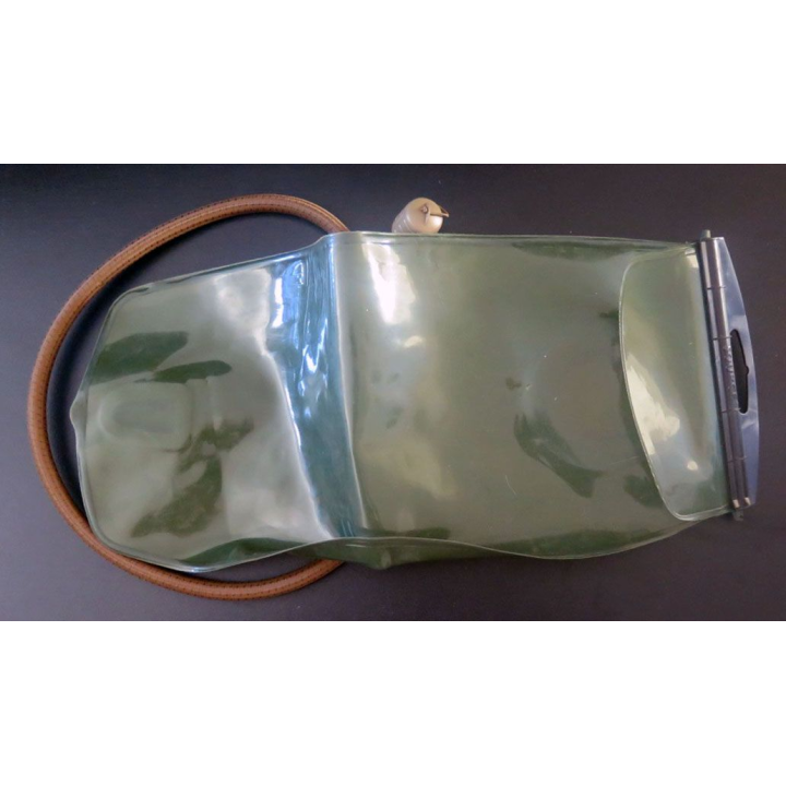 réserve de 3L pour musette Félin militaire 