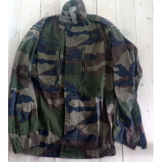 Veste de treillis camouflé vert armé taille 88 M