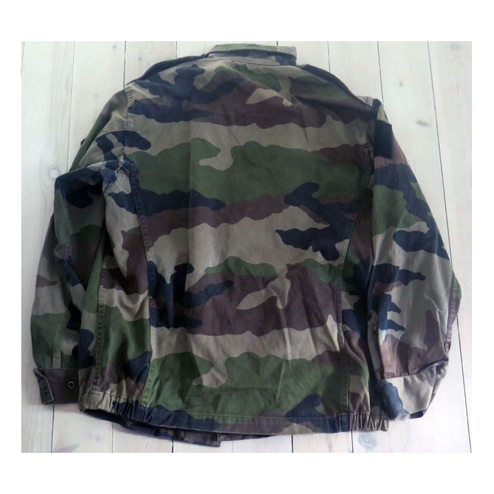 Veste de treillis camouflé vert armé taille 96 C