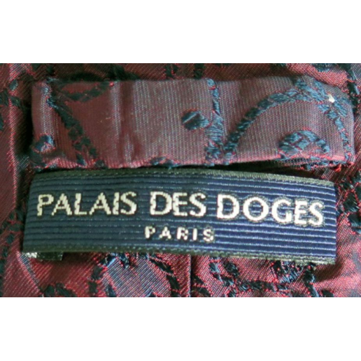 Cravate Palais des Doges Paris 100 % Soie couleur lie de vin 