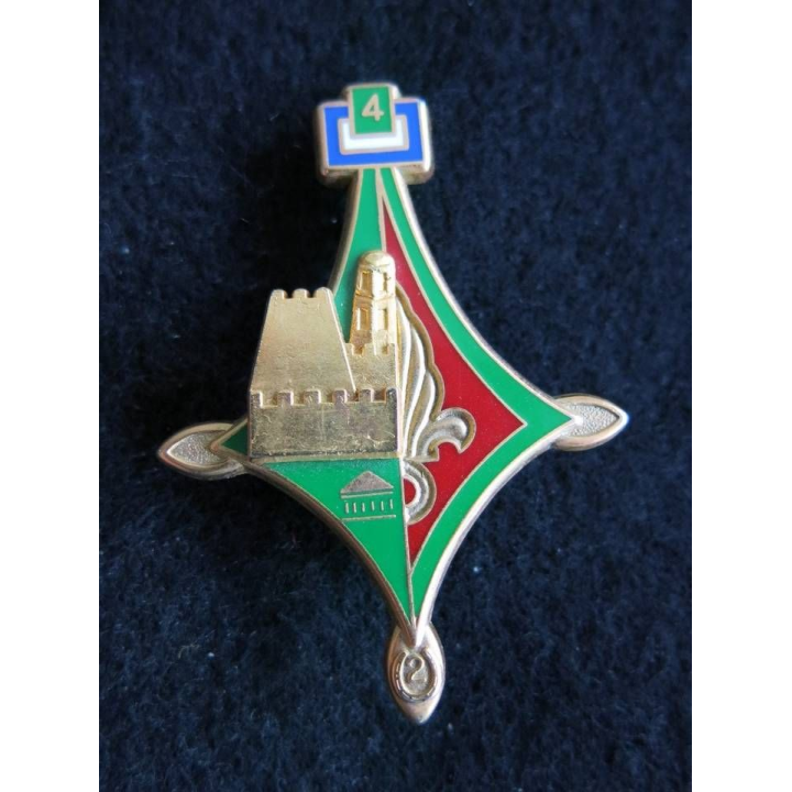 2° REI : Insigne métallique de la 4° compagnie du 2° régiment étranger d'infanterie Fraisse N° 857