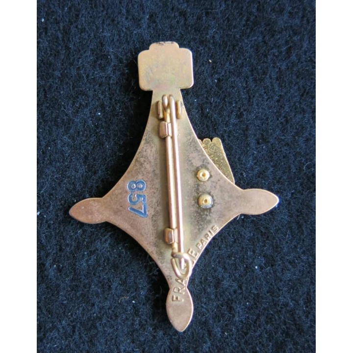 2° REI : Insigne métallique de la 4° compagnie du 2° régiment étranger d'infanterie Fraisse N° 857