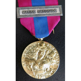 médaille défense nationale avec barrette marine nationale