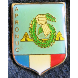 APRONUC : pin's métallique de la 6° division légère blindée au Cambodge