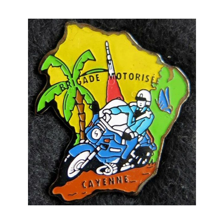 BM CAYENNE : pin's métallique de la brigade motorisée de Cayenne 32 X 26 mm