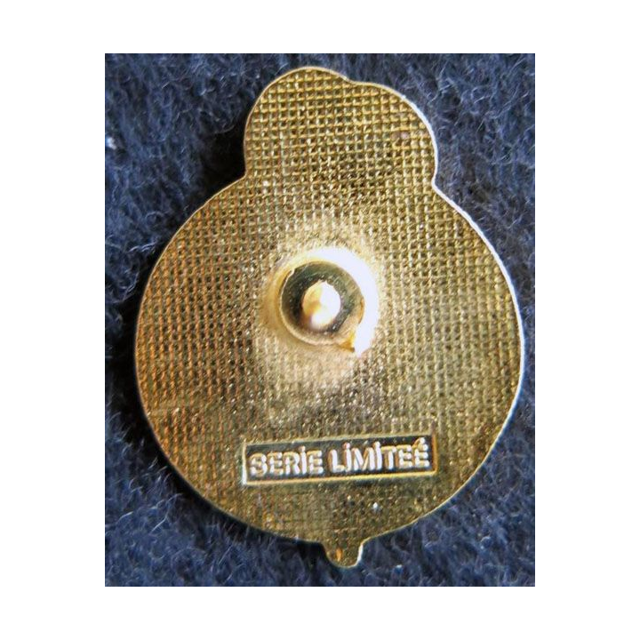 GM GPT 1/6 : pin's métallique du groupement 1/6 de la gendarmerie mobile de Montpellierde la 32 X 26 mm série limitée