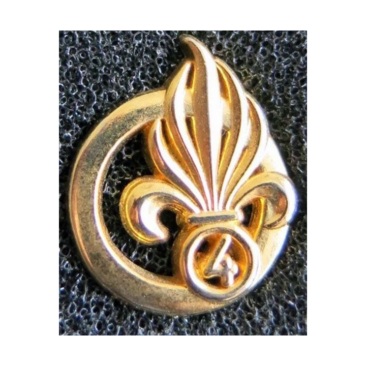 4° REI : insigne de béret du 4° régiment étranger d'infanterie en réduction Boussemart G. 4582