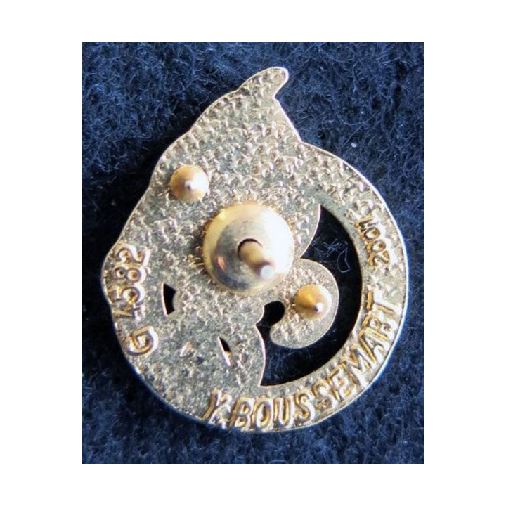 4° REI : insigne de béret du 4° régiment étranger d'infanterie en réduction Boussemart G. 4582
