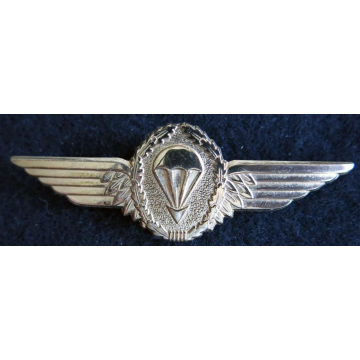 ALLEMAGNE : insigne de brevet parachutiste allemand bronze fabrication CP