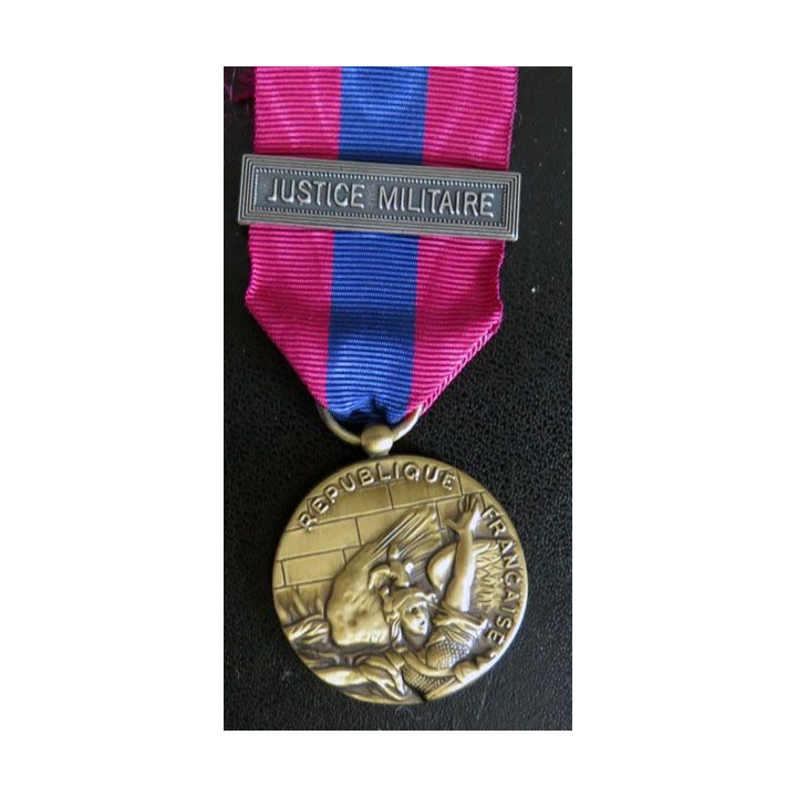 médaille  défense nationale modèle argent barrette "Justice militaire"