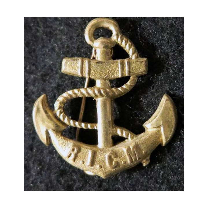 RICM : insigne métallique de calot du régiment d'infanterie colonial du Maroc en bronze embouti