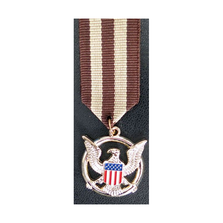 MEDAILLES JOUETS : Médaille pour déguisemant enfants en métal embouti 