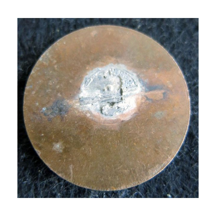Boutonnière remis aux parents des enfants victimes civiles dans un bombardement en bronze