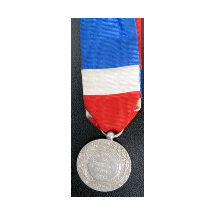 médaille travail du Ministère de la Guerre L. Costa en 1965 en argent