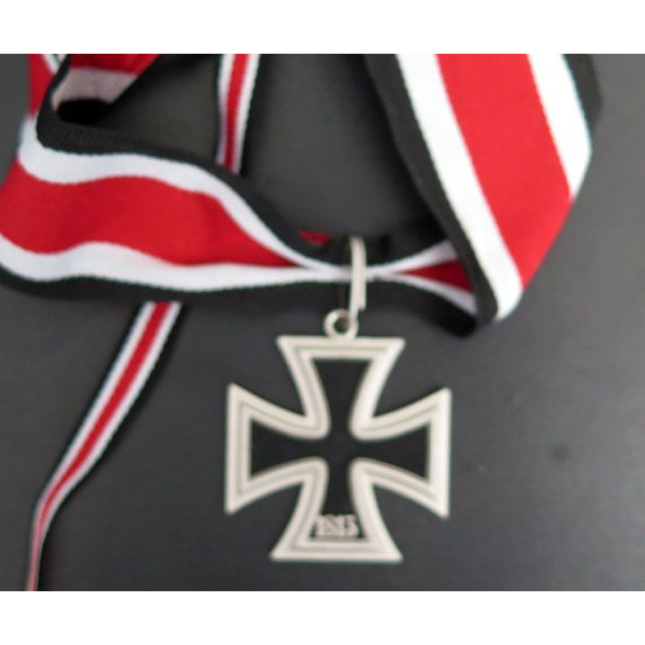 cravate de la croix de fer allemande WW II 2 reich 