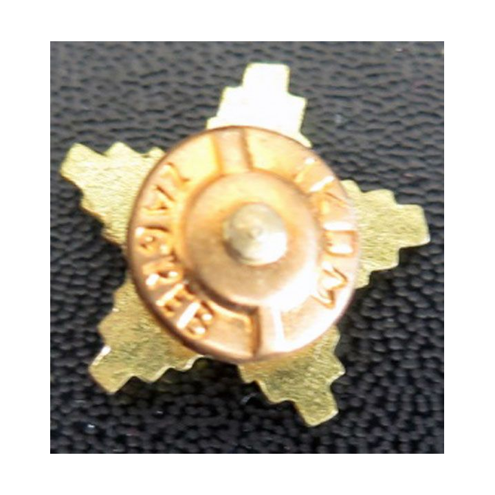 étoile de galon yougoslave de dimension 1,8 cm