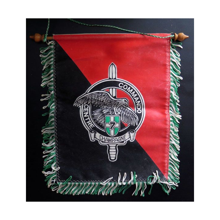 CEC 7° RI fanion centre entrainement commando 7° régiment infanterie