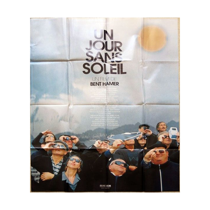AFFICHE FILM : affiche de cinéma du film "Un Jour sans soleil" de 1999 dimension 115 x 158 cm (E037)