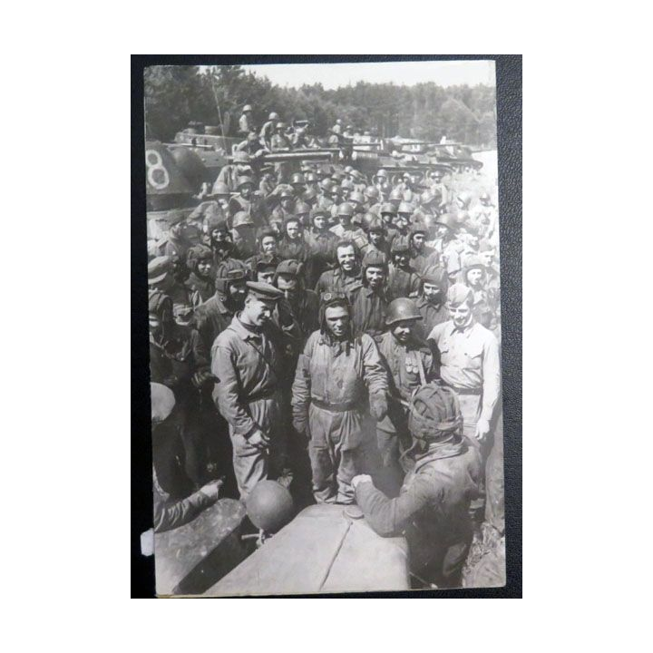 photo Les tankistes des troupes blindées fantassins soviétioques 1944