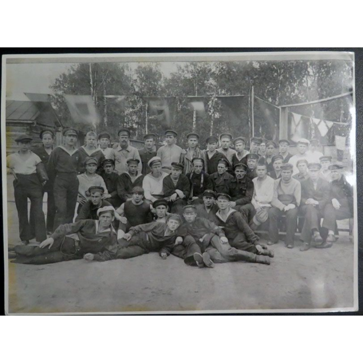 URSS les communistes prêts au départ au front contre Wrangel été 1920