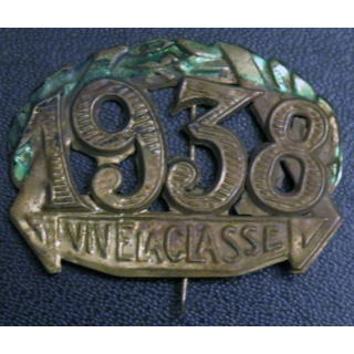 Insigne vive la classe 1938 en laiton de largeur 4,1 cm