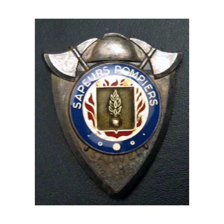 POMPIERS : insigne des sapeurs pompiers de fabrication F.S
