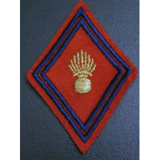 LOSANGE DE BRAS MODÈLE 45 : régiment d'artillerie cadre