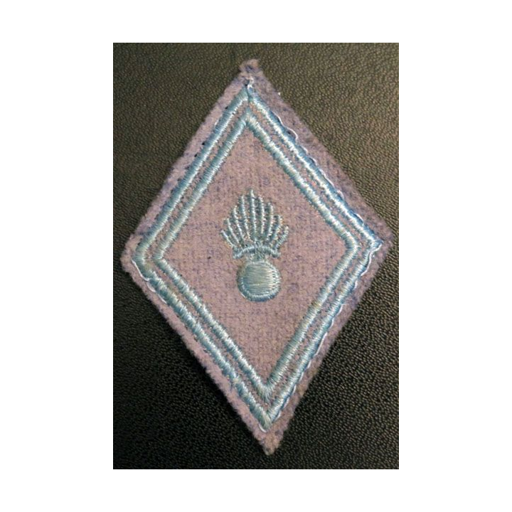 LOSANGE DE BRAS MODÈLE 45 : régiment de matériel troupe bleu clair