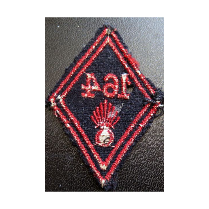LOSANGE DE BRAS MODÈLE 45 : 164° régiment d'infanterie troupe