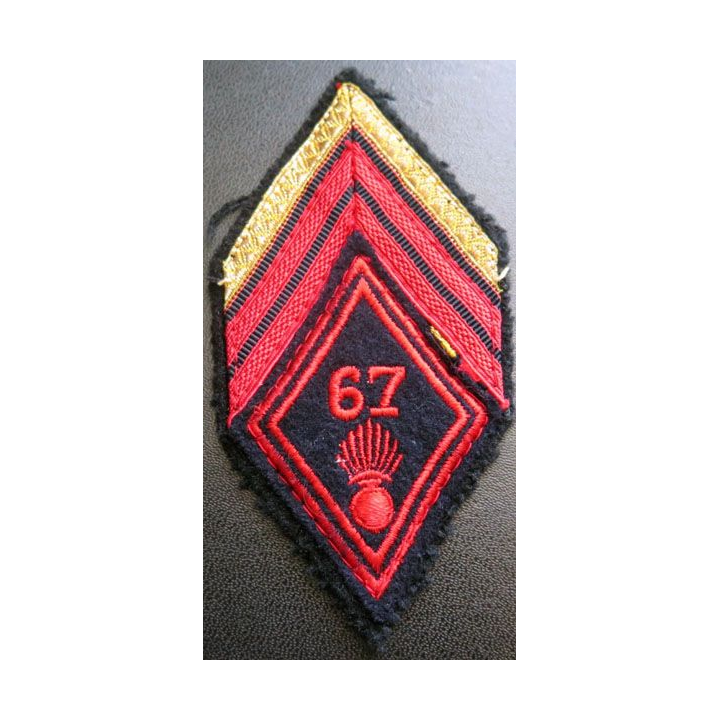 LOSANGE DE BRAS MODÈLE 45 : Caporal chef du 67° régiment d'infanterie