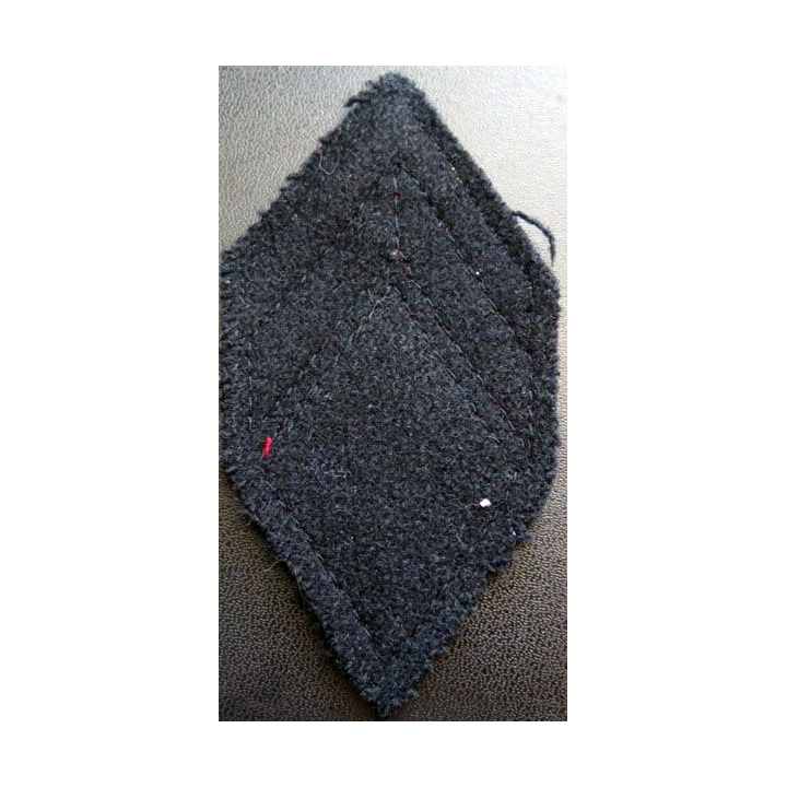 LOSANGE DE BRAS MODÈLE 45 : Caporal chef du 67° régiment d'infanterie