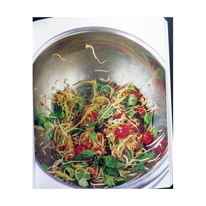 Petits plats asiatiques de Judy Vassallo chez Marabout