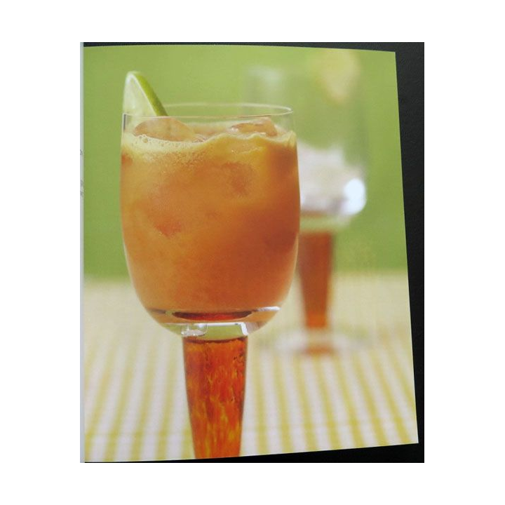 Smoothies jus de fruit et cie chez Larousse 