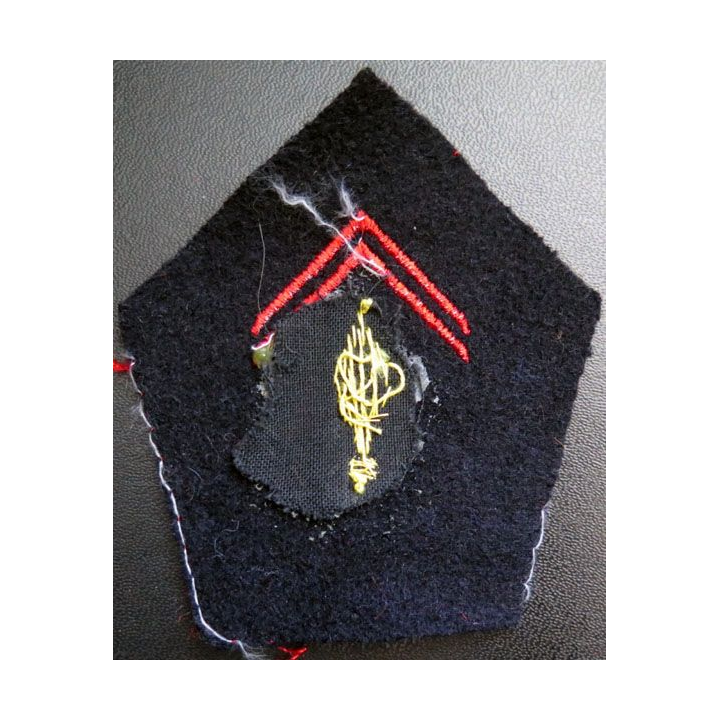 Soutache ( insigne de col ) d'officier de l'infanterie en cannetille