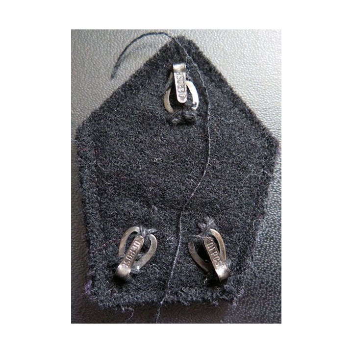 Soutache ( insigne de col ) du corps technique et administratif 