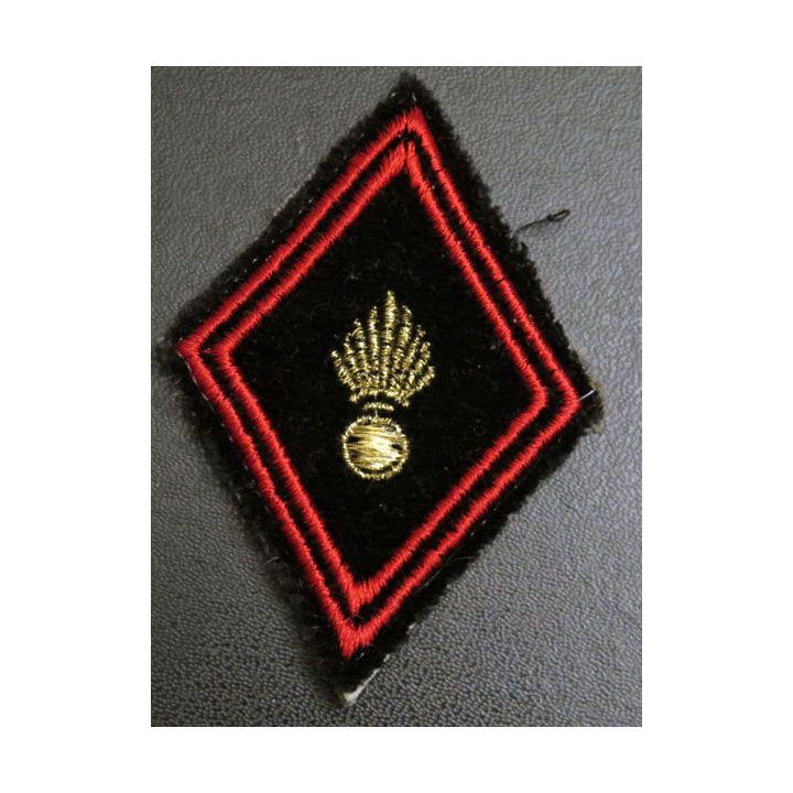 LOSANGE DE BRAS MODÈLE 45 : régiment d'infanterie troupe
