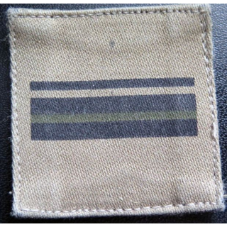 FRANCE : galon de combat basse visibilité de sergent engagé sur Velcro
