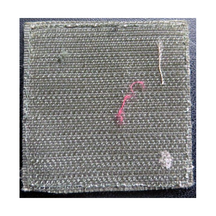 FRANCE : galon de combat basse visibilité de sergent engagé sur Velcro