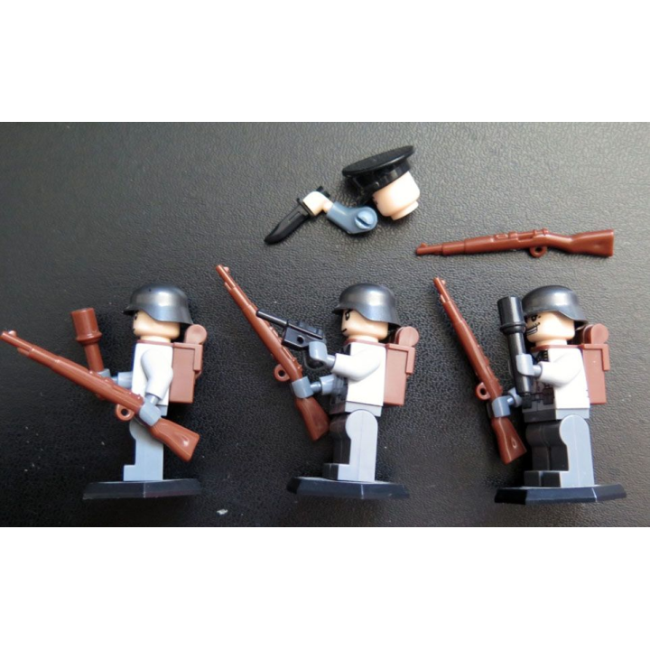  3 personnages de soladats allemands 2° GM divers lego
