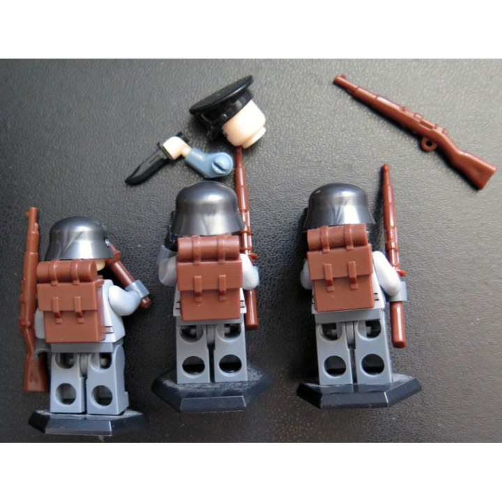  3 personnages de soladats allemands 2° GM divers lego