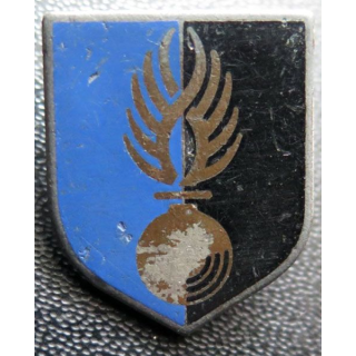 Insigne du personnel de la gendarmerie affecté hors territoire Delsart G. 2190 sans écrou