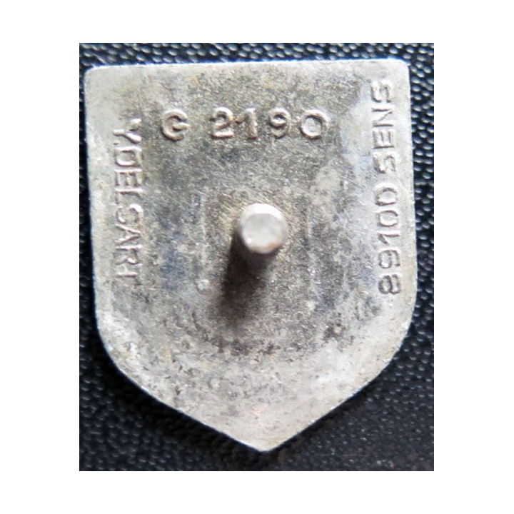 Insigne du personnel de la gendarmerie affecté hors territoire Delsart G. 2190 sans écrou
