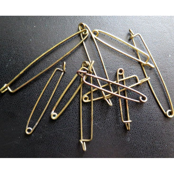 MILITARIA : lot de 10 épingles pour insignes diverses dimensions