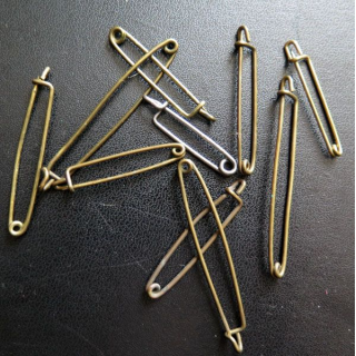 MILITARIA : lot de 10 épingles pour insignes diverses dimensions