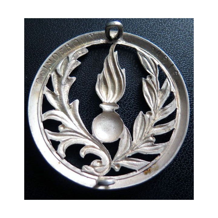 insigne de béret du commissariat argenté plat fabrication Coinderoux