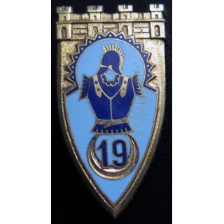 19° RG : insigne du 19° régiment du génie de fabrication Drago H.215