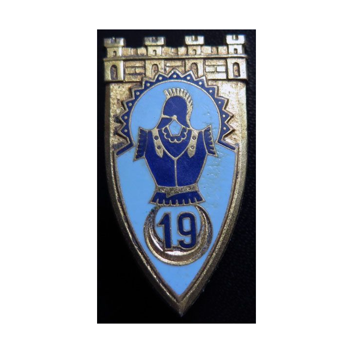 19° RG : insigne du 19° régiment du génie de fabrication Drago H.215