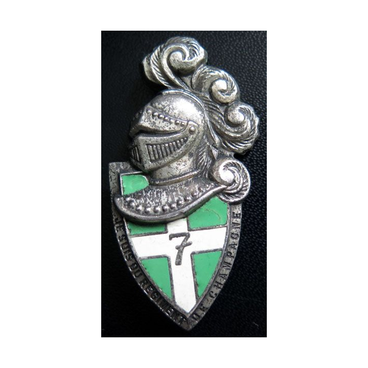 7° RI : insigne du 7° régiment d'infanterie  A.B G. 2413 en émail